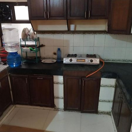 Mufis Homestay, Emerald Compound, New Palam Vihar-2 Гургаон Екстериор снимка