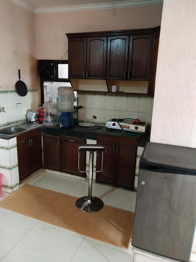 Mufis Homestay, Emerald Compound, New Palam Vihar-2 Гургаон Екстериор снимка