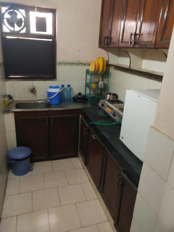 Mufis Homestay, Emerald Compound, New Palam Vihar-2 Гургаон Екстериор снимка